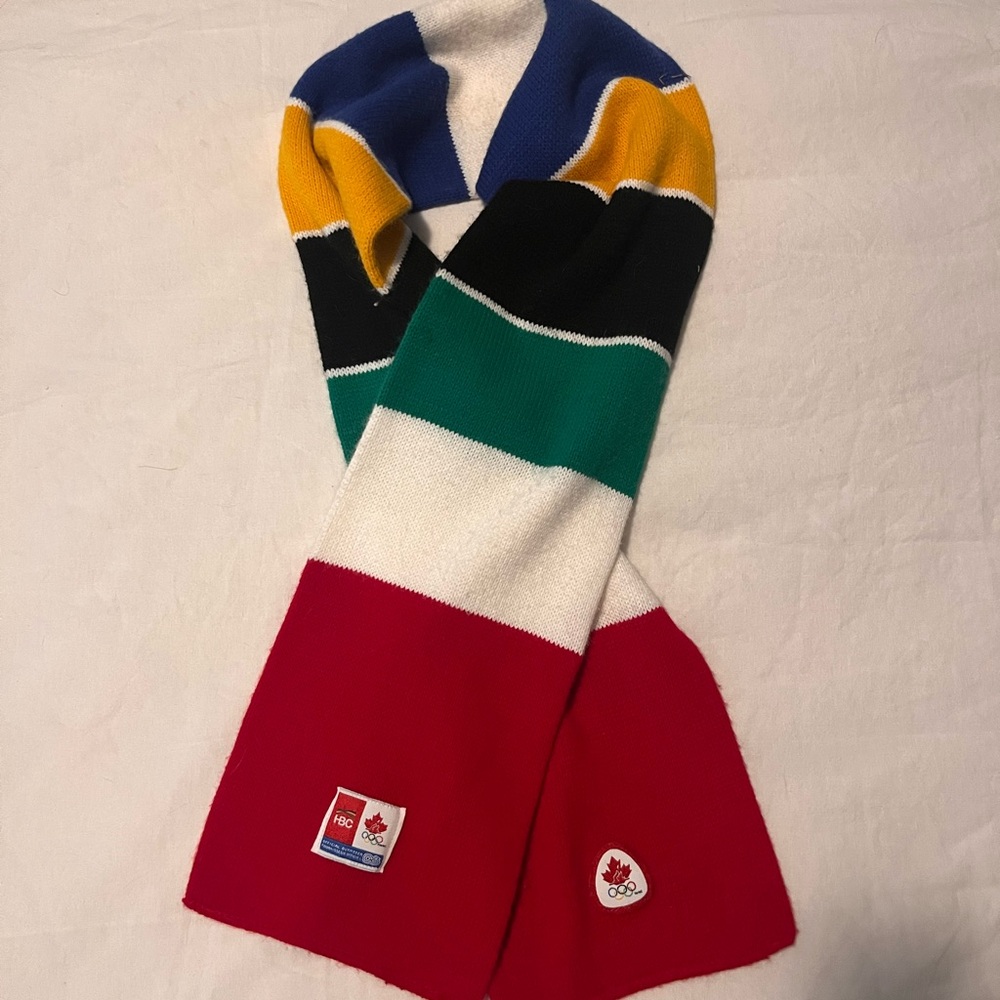 Hudson's Bay Company 2006 Canadian Olympic children's scarf